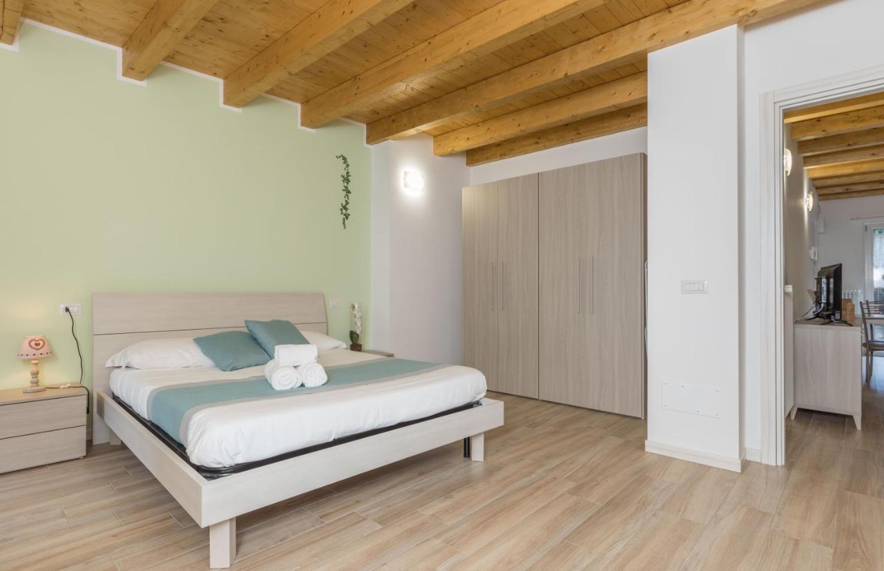 Residenze Lariane Apartment Колико Екстериор снимка