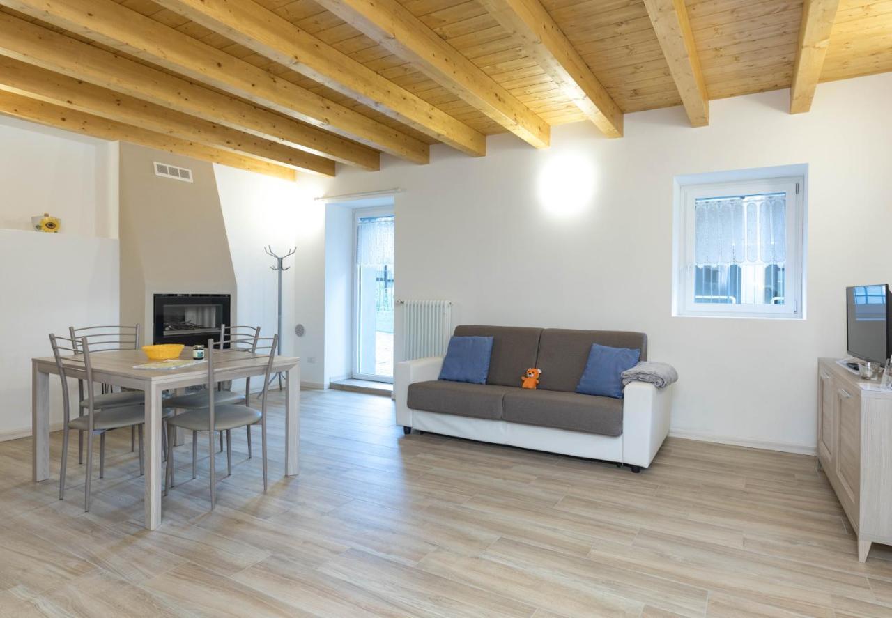 Residenze Lariane Apartment Колико Екстериор снимка