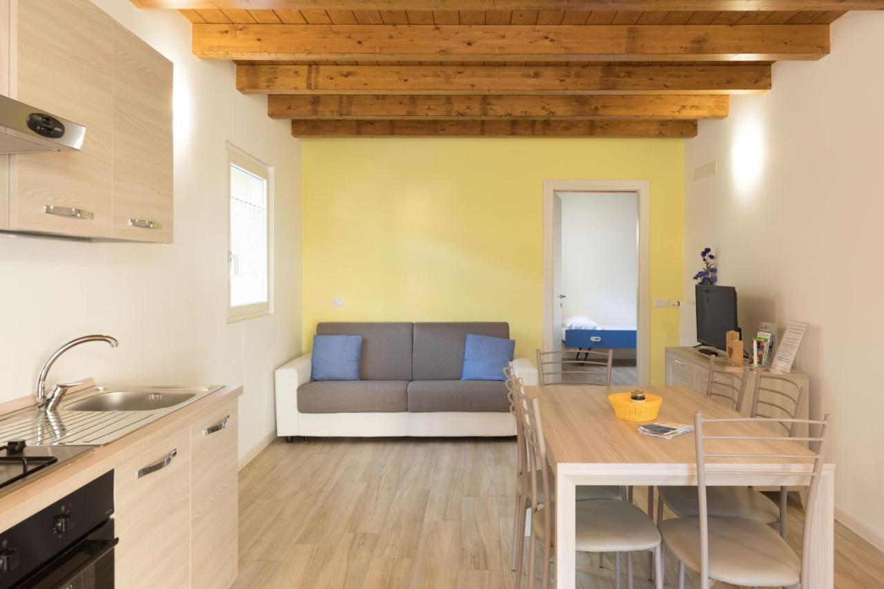 Residenze Lariane Apartment Колико Екстериор снимка