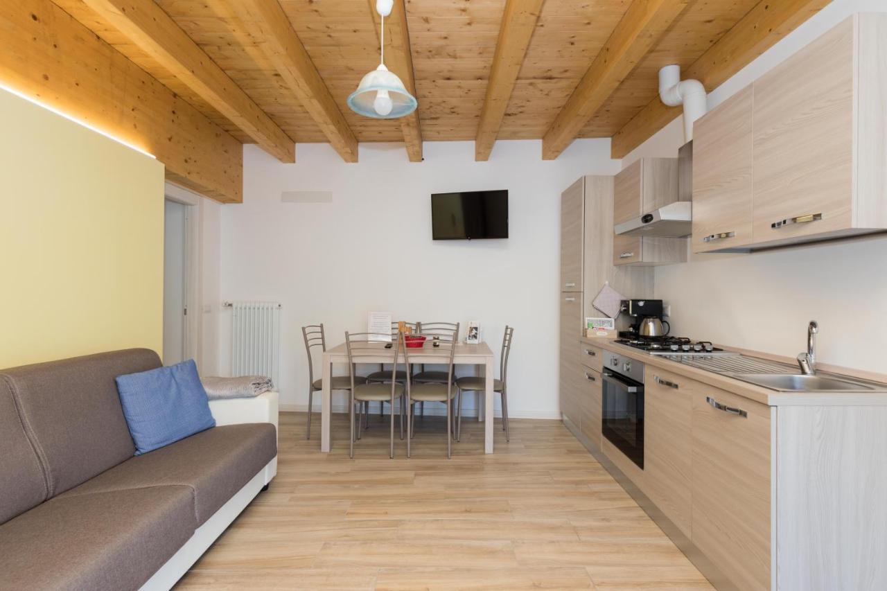 Residenze Lariane Apartment Колико Екстериор снимка
