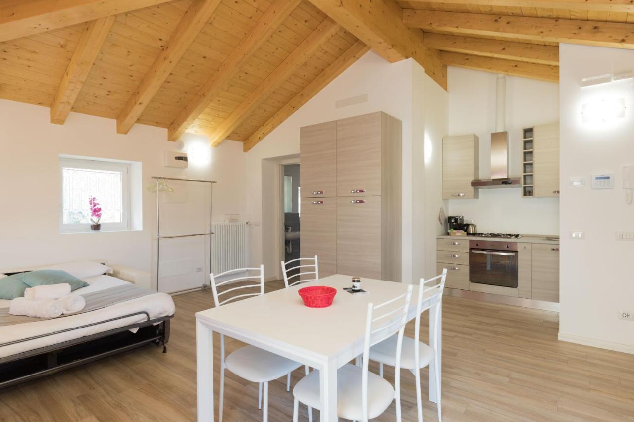 Residenze Lariane Apartment Колико Екстериор снимка